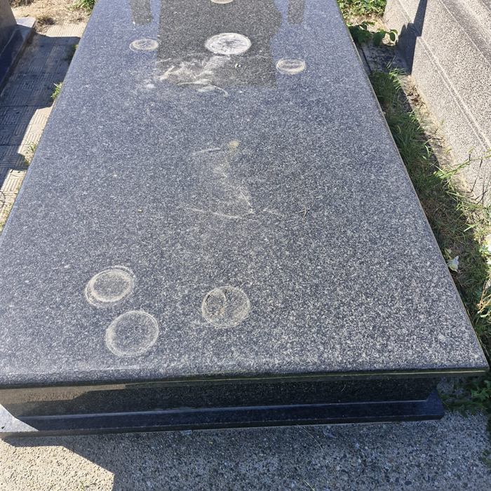 Čistenie hrobov